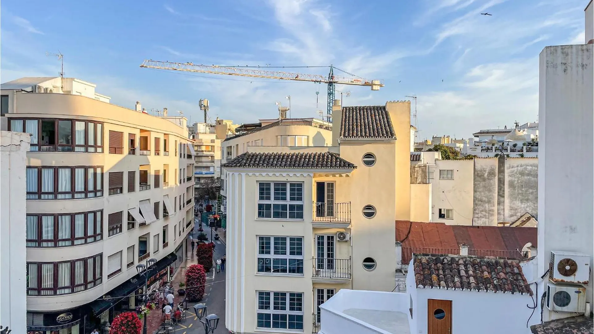 Nice Apartment In Estepona With Wifi